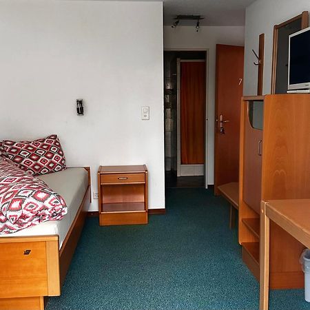 Hotel Loewen Monchaltorf Eksteriør bilde