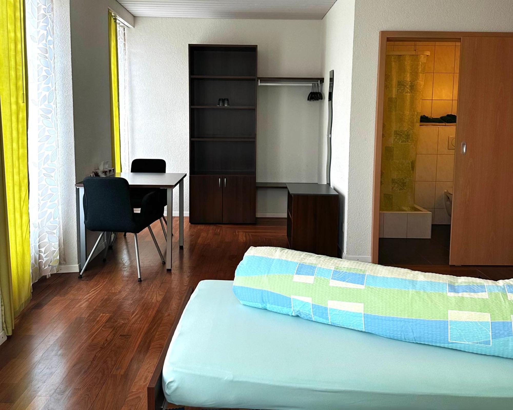 Hotel Loewen Monchaltorf Eksteriør bilde