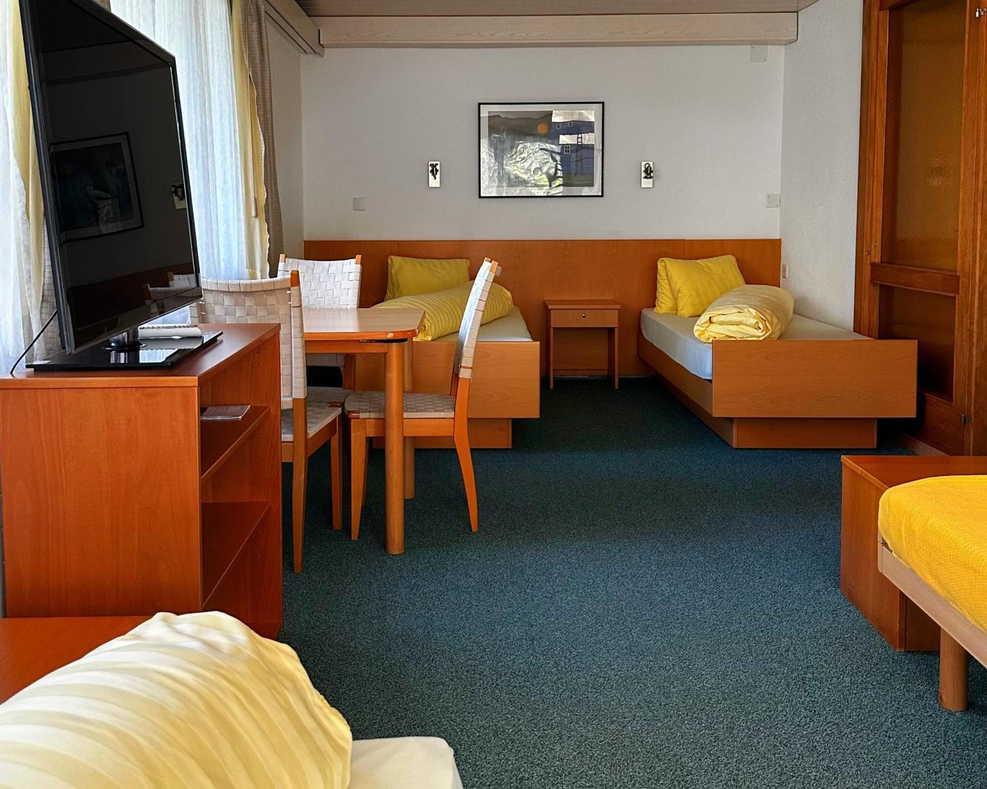 Hotel Loewen Monchaltorf Eksteriør bilde